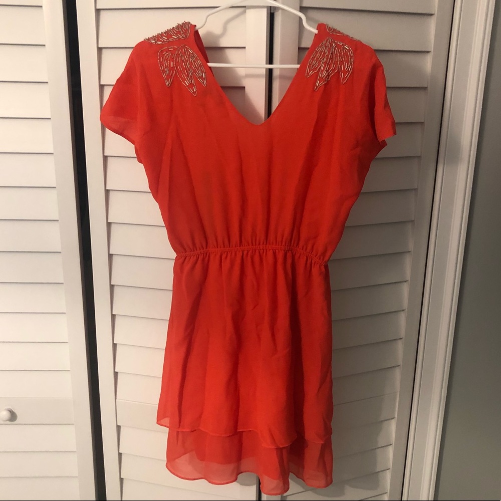 🌸 NWT Cocktail Dress with embroidery